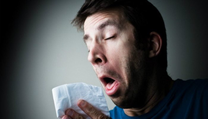 gripe-catarro-resfriado-estornudo-700x400