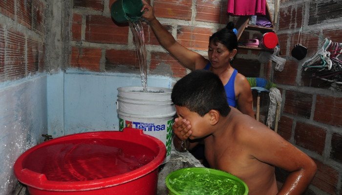 chinchina_barrio_carlos_parra_sin_agua_mm_003-700x400