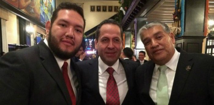 regidor-600x274-700x343