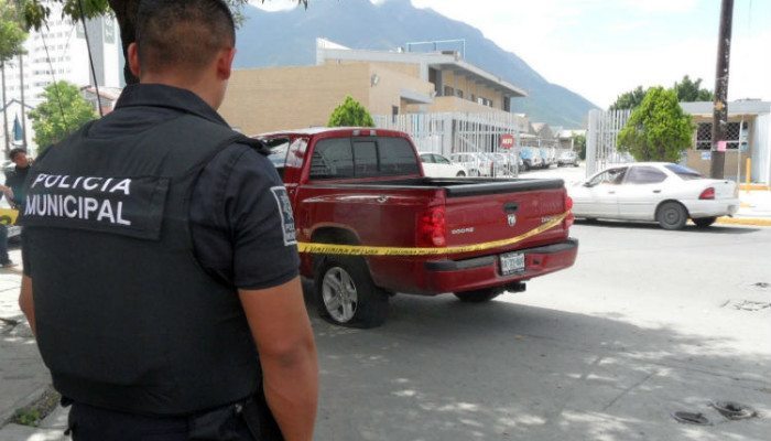 POLICÍA5-700x400