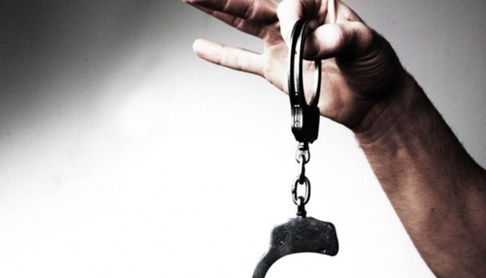 b060a7e43c85e7211cab00b1ecb4dbea-700x400