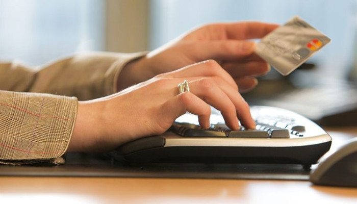 robo-de-identidad-por-internet-700x400