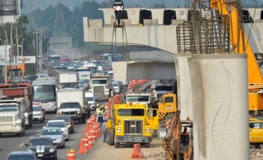 Carretera-construcción-camiones