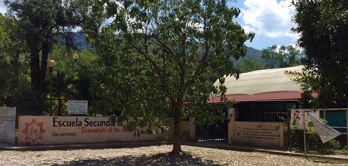 escuela-secundaria-702x336