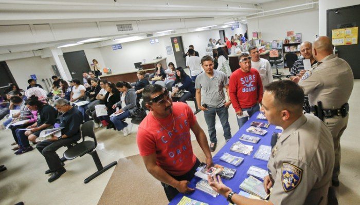 fl-es-florida-inmigrantes-legislatura-licencias-20150304