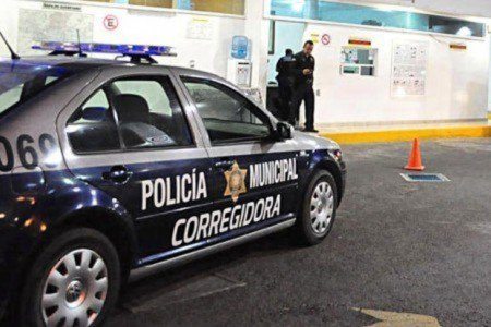 patrulladecorregidora-robocombustible-450x300_phixr-450x300