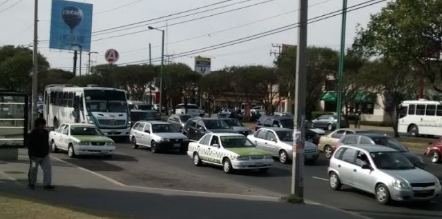 Avenida-Toluca-taxis-viajes-servicios