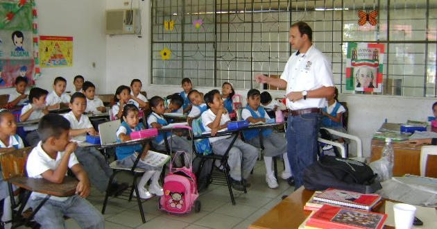 Capacitar-maestros-del-1755712