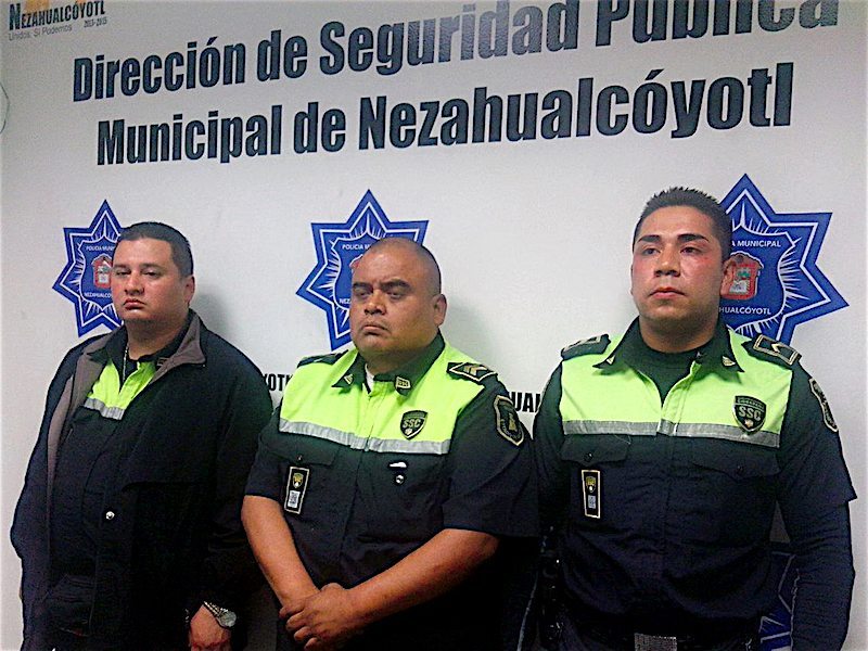 policias-ces-detenidos