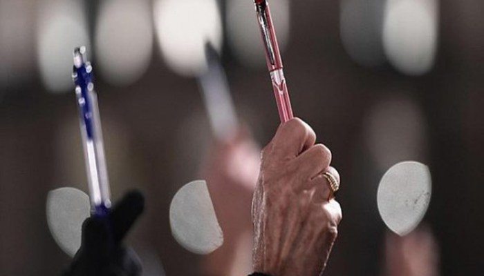 MANIFESTACION-BOLIGRAFOS-e1421023650779