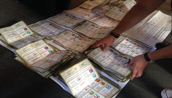 d2a0cde9-4c0c-4915-8691-f237cdd53f13