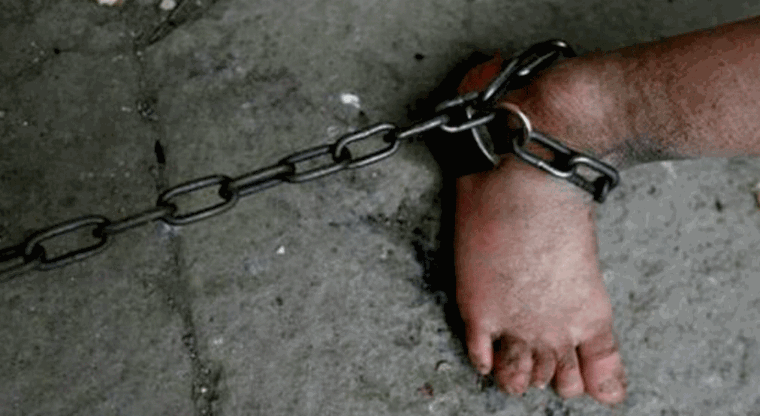 nixo-encadenado.gif_594723958