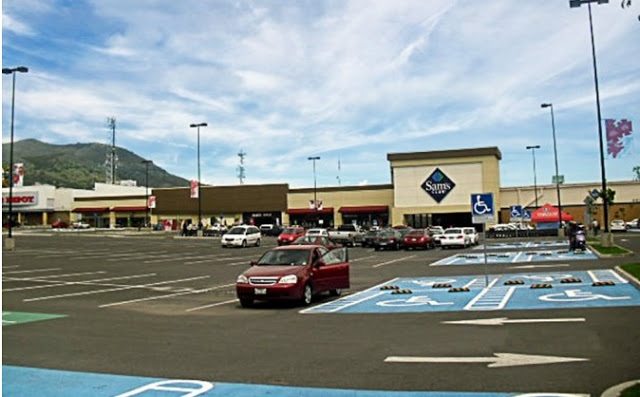 Plaza-comercial-compras