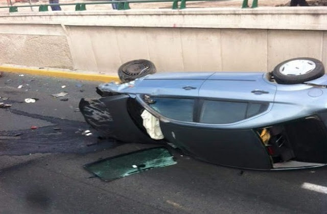 Volcadura-auto-Metepec