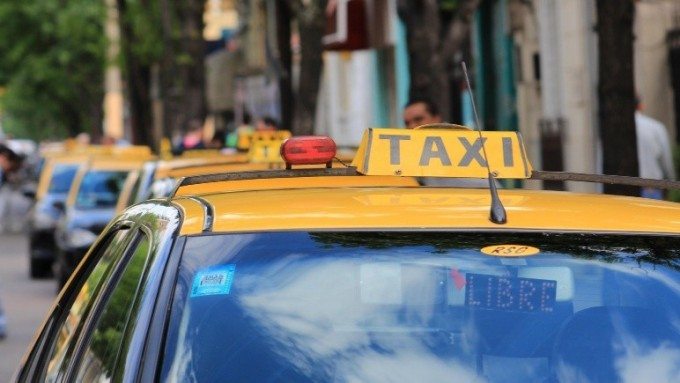 taxis_crop