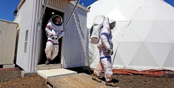 2016_08_21-dc0e7216-eb44-41-Horizontal_N1H-2