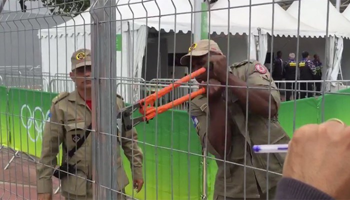 57a4aab8c3618810588b4590