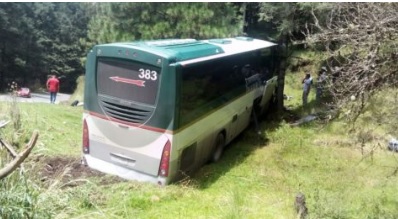 flecha-roja-autobus-pasajeros