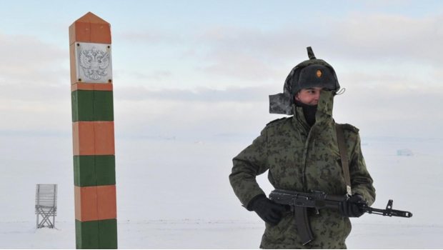 0858_base-nazi_620x350