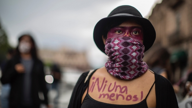 1047_protesta-por-feminicidios-en-mexico_620x350