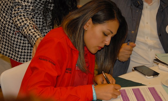 denisse-ugalde-salarios