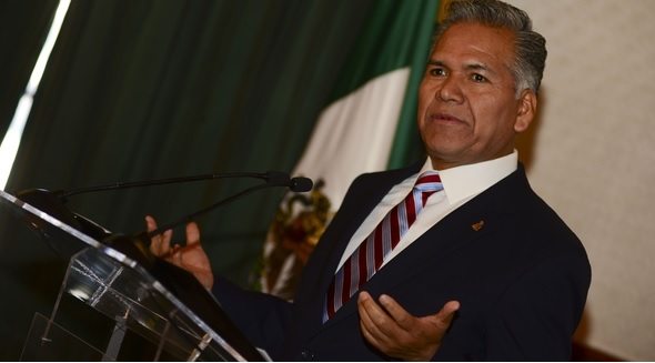 fernando-zamora-toluca-ropa