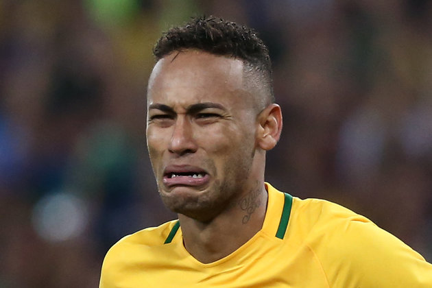 2016 Rio Olympics - Soccer - Final - Men's Football Tournament Gold Medal Match Brazil vs Germany - Maracana - Rio de Janeiro, Brazil - 20/08/2016. Neymar (BRA) of Brazil reacts after scoring the last penalty shootout. REUTERS/Marcos Brindicci   FOR EDITORIAL USE ONLY. NOT FOR SALE FOR MARKETING OR ADVERTISING CAMPAIGNS.