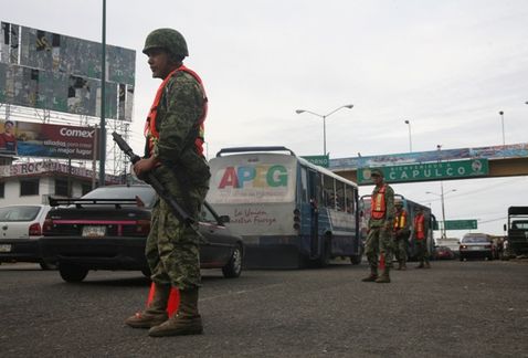 fuerzas-federales-refuerzan-seguridad-guerrero_milima20151028_0162_11