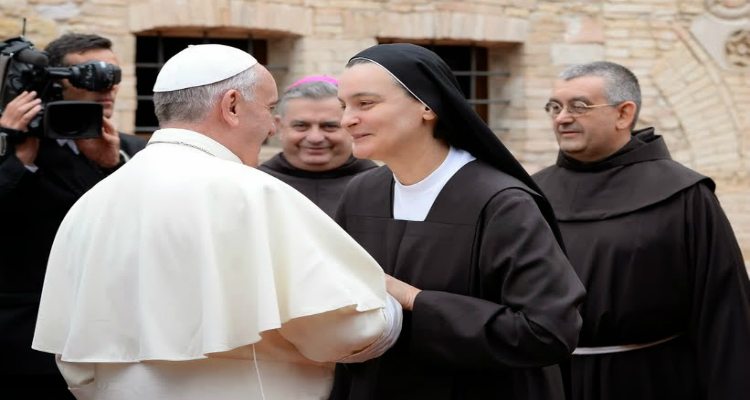 b679aac78616d95244f9d2cd6761592a