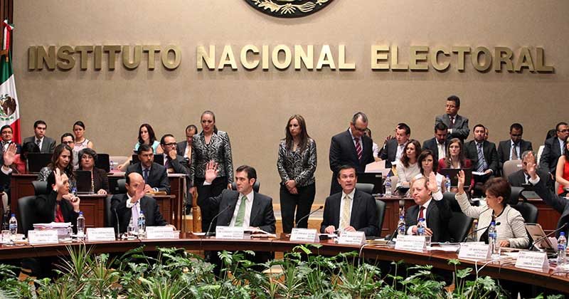 Sesión Extraordinaria del INE